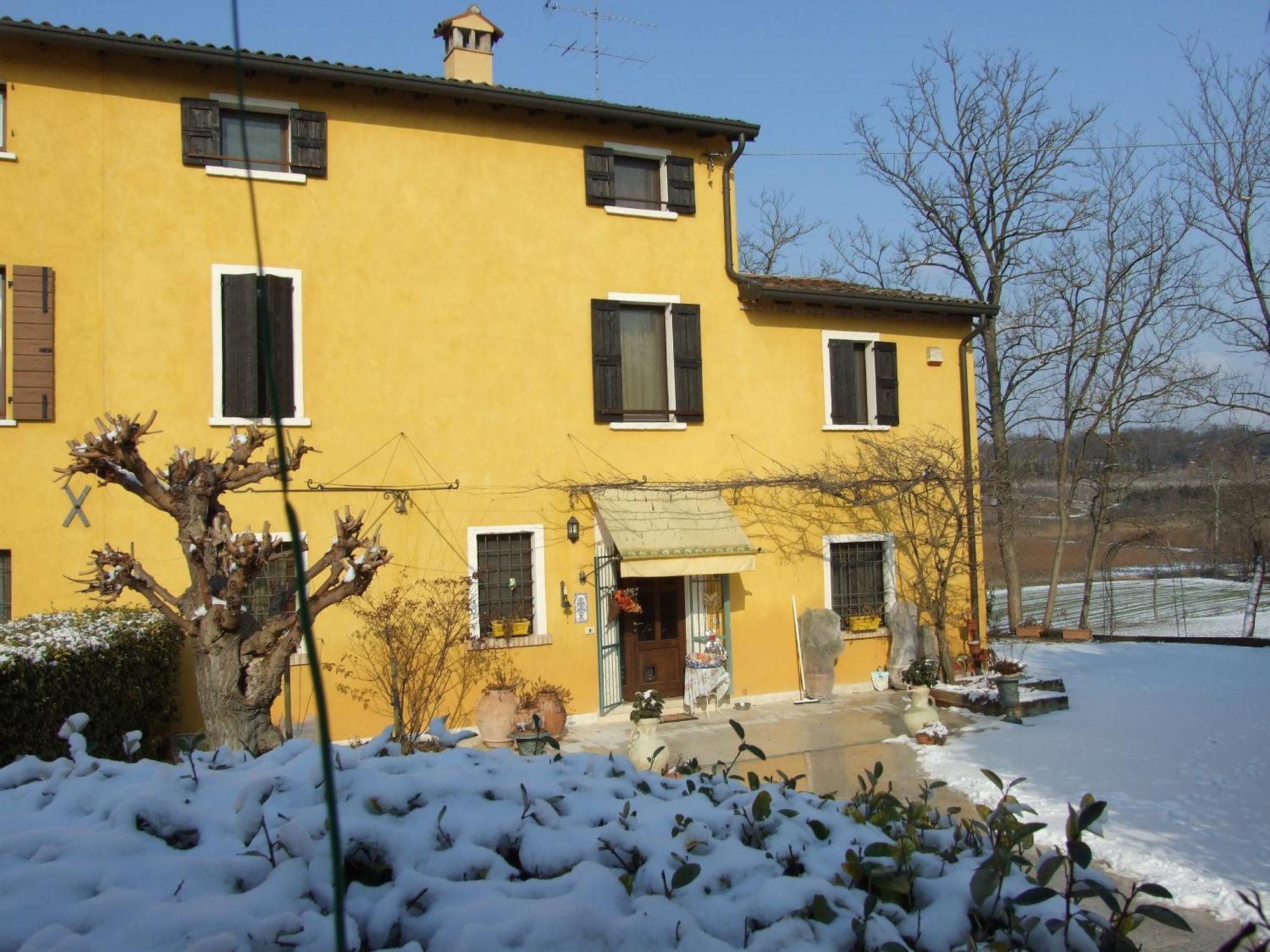 B&B Casacasina Monzambano Eksteriør billede